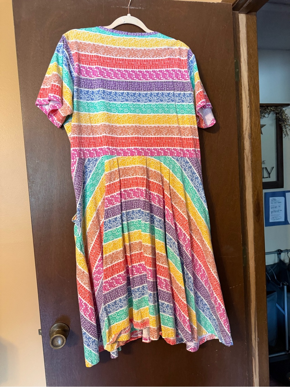 EUC SVAHA Colorful Rainbow Striped V-Neck Steam twirl dress with pockets - Picture 4 of 4